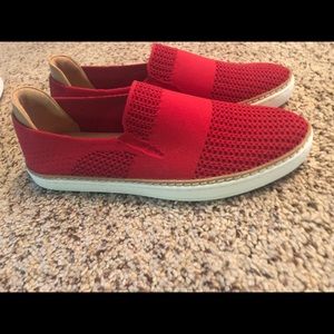 UGG slip on size 7 NEW